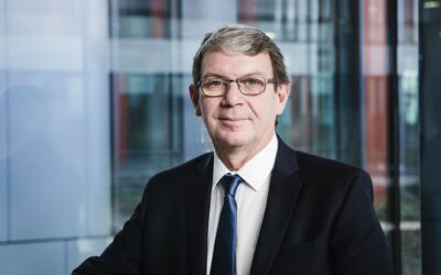 Retrait de pesticides contenant des toxiques cachés, et évaluations de toxicité à long terme des pesticides